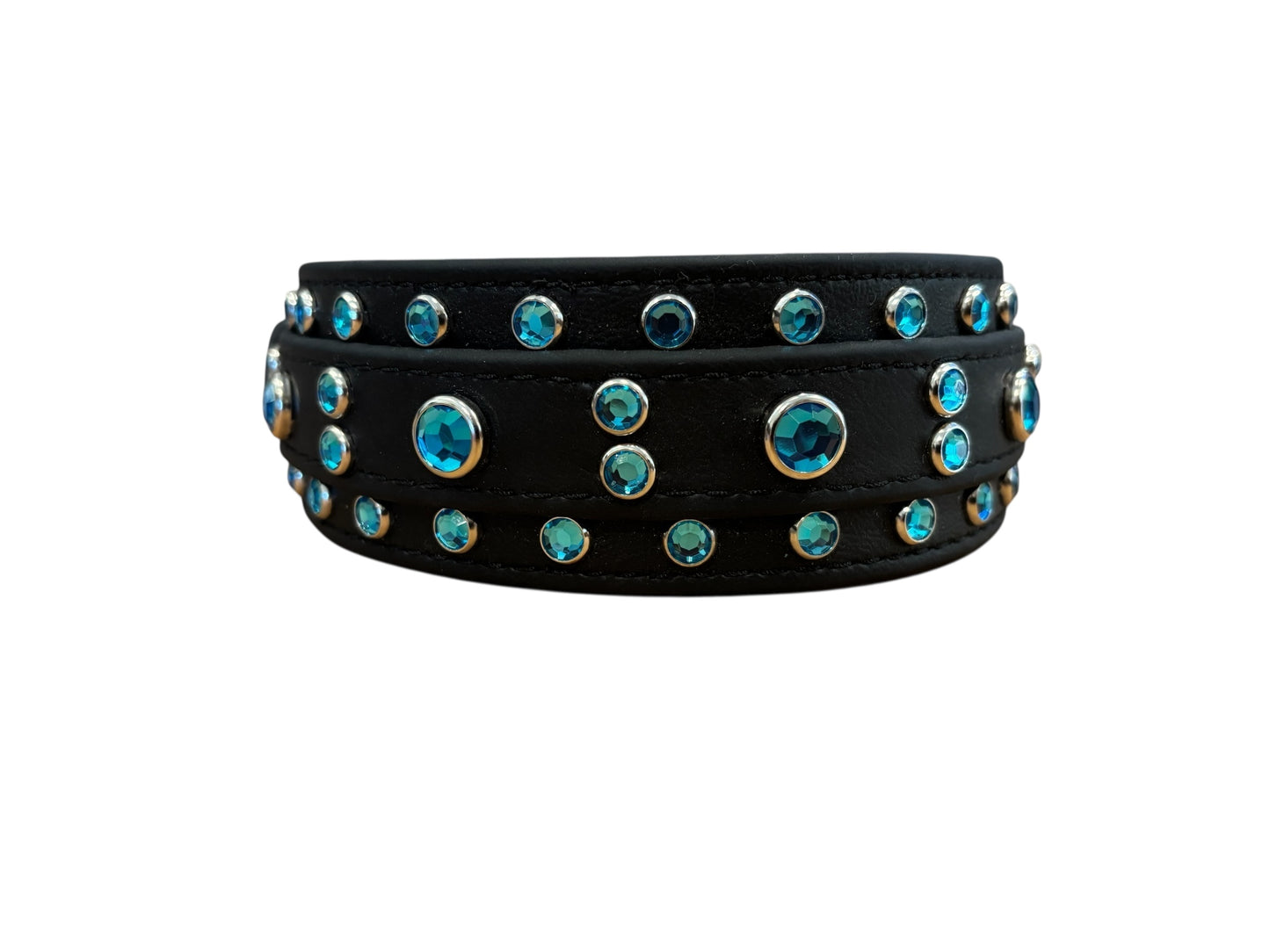 IN STOCK - Mega Black / Black 9