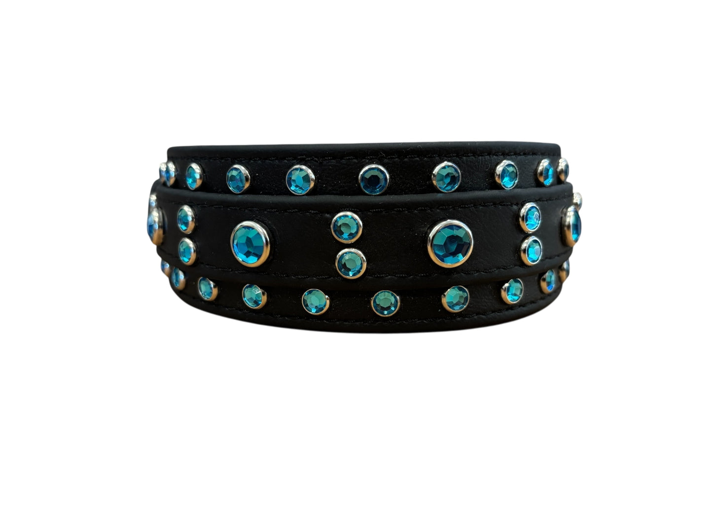 IN STOCK - Mega Black / Black 9